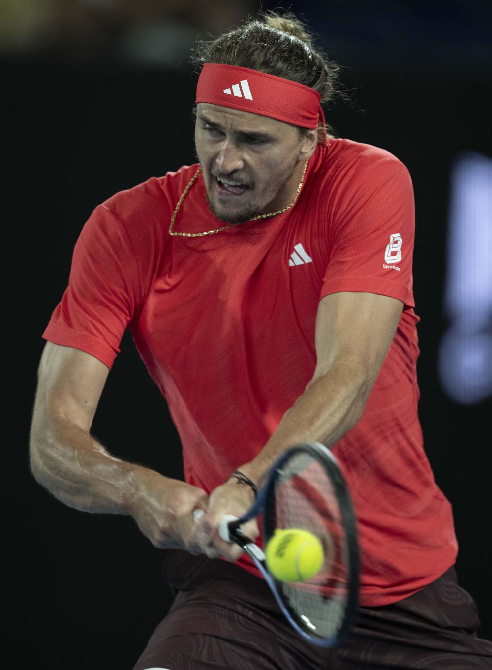 美国网球队碾压澳大利亚网球队，兹维列夫绝境逆转的简单介绍