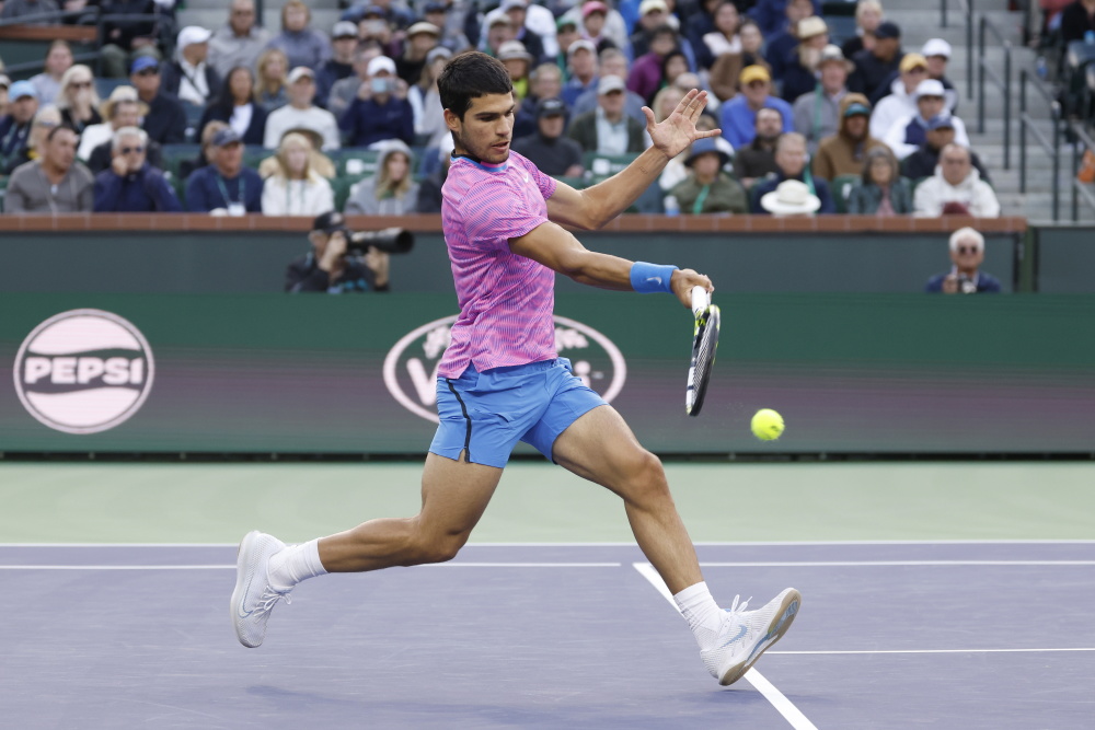 意大利网球队逆转日本网球队，阿尔卡拉斯惊艳世界