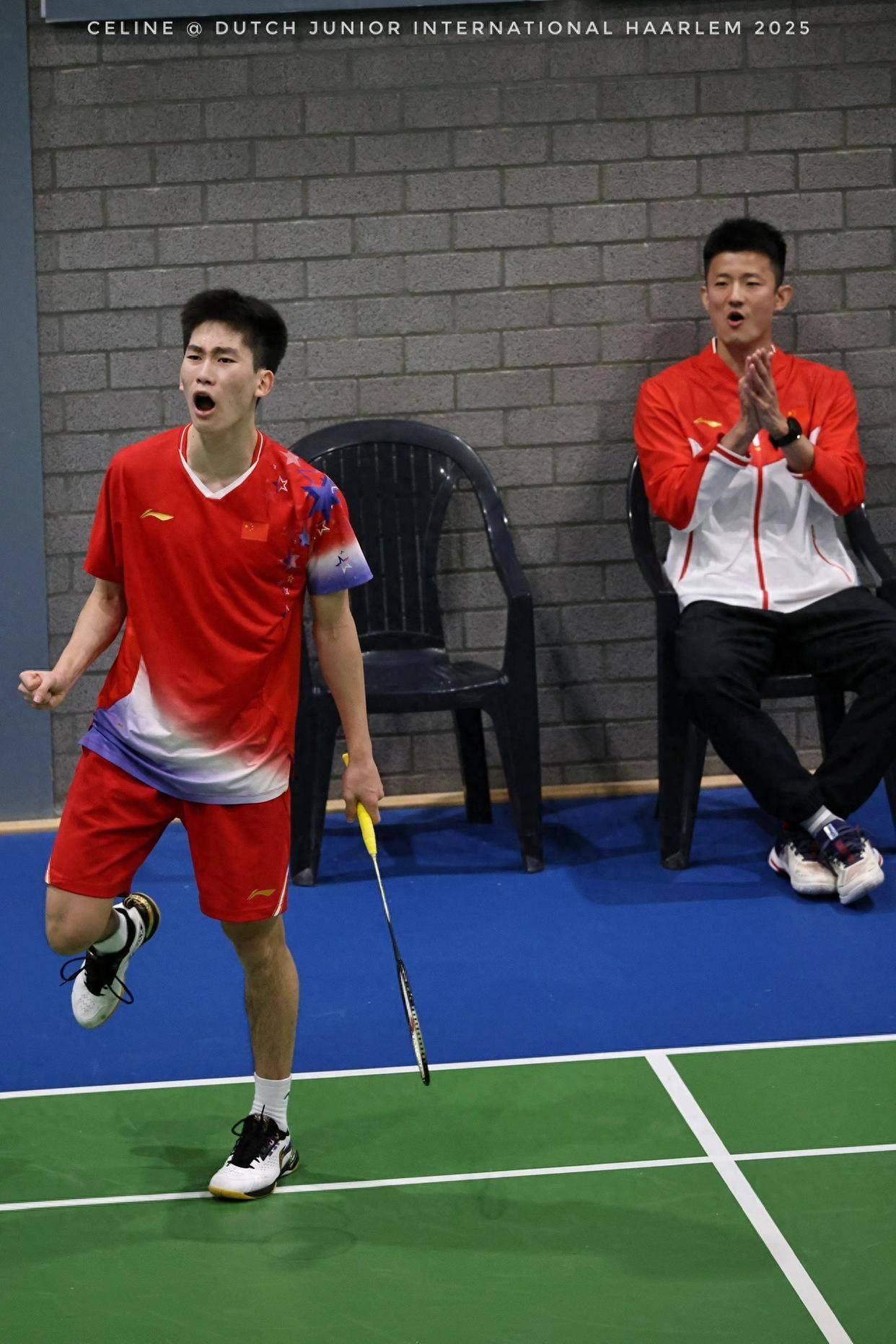 中国羽毛球队碾压日本羽毛球队，谌龙惊艳世界