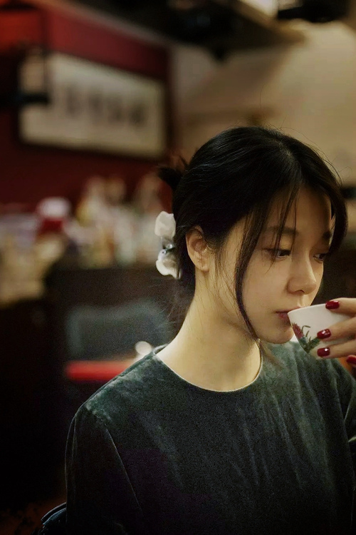 开云体育-客场狂飙！约基奇统治级演出撕裂汽车城，让未来巨星看到高山之巅