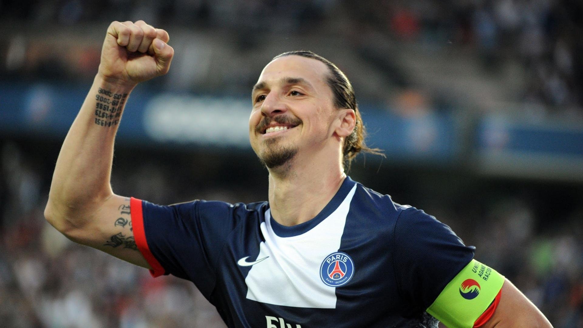 年度焦点之战之夜，詹姆斯关键制胜铸就传奇