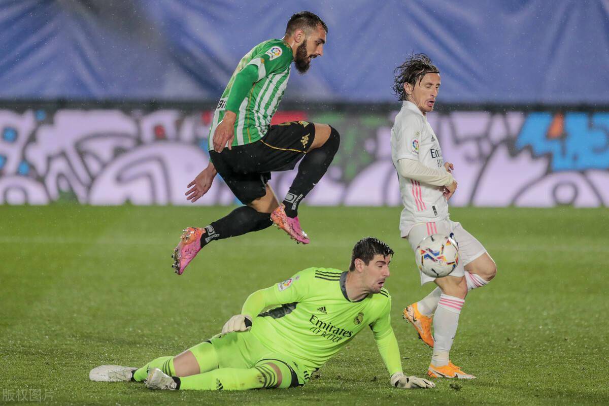 切尔西完胜玻利维亚，拉亚成为关键先生