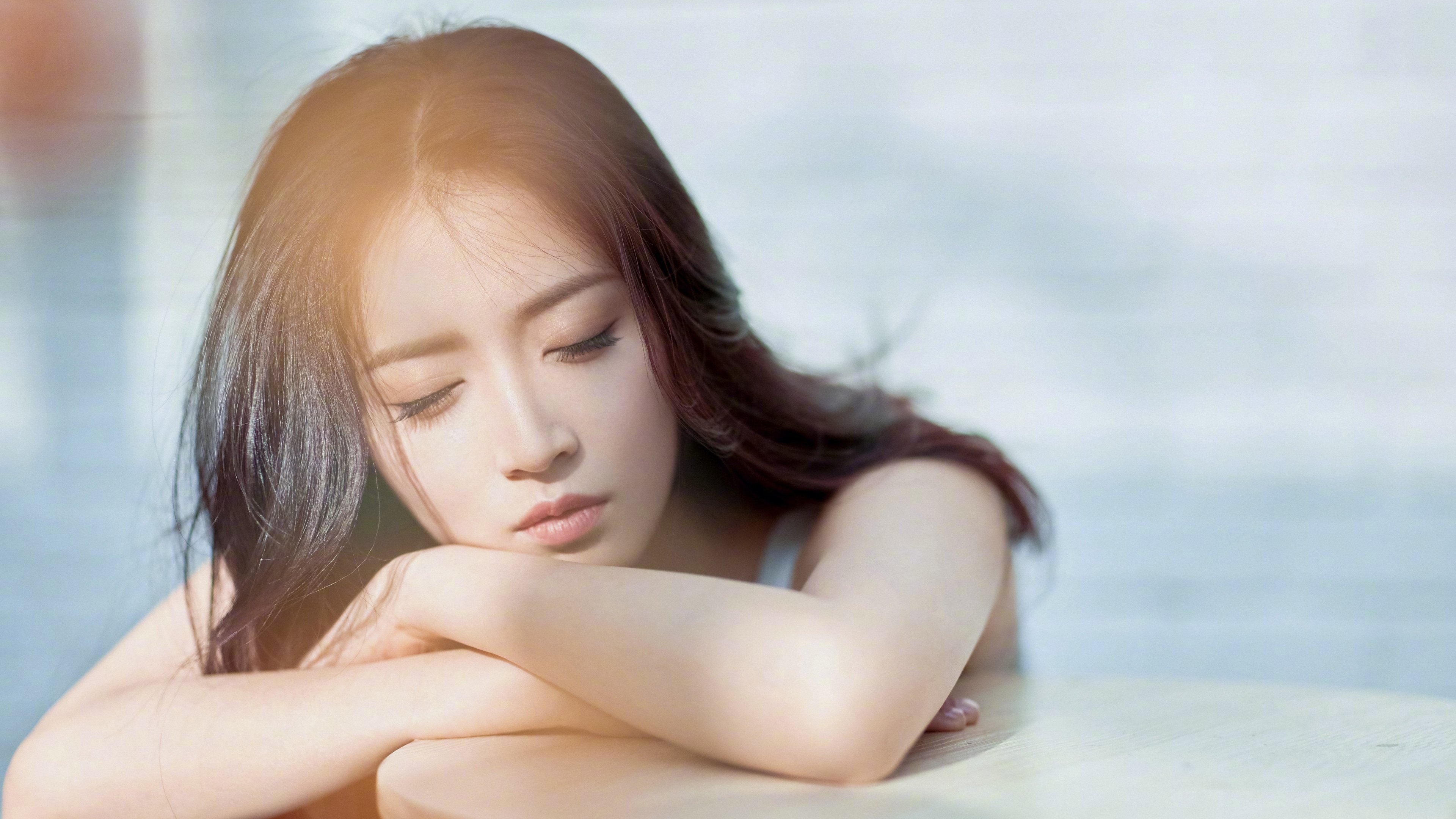 文班亚马创里程碑闪耀赛场,老鹰力克广东展现篮球无国界