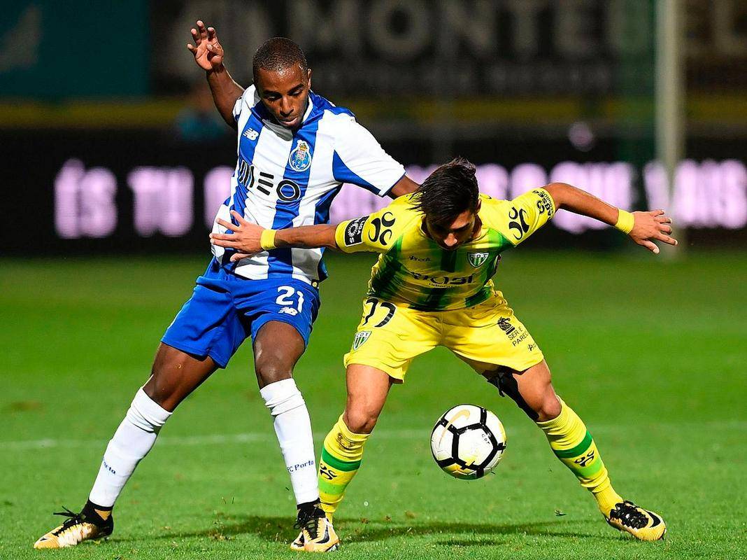 奥亚尔萨瓦尔爆发，贝蒂斯淘汰赛过关沙特