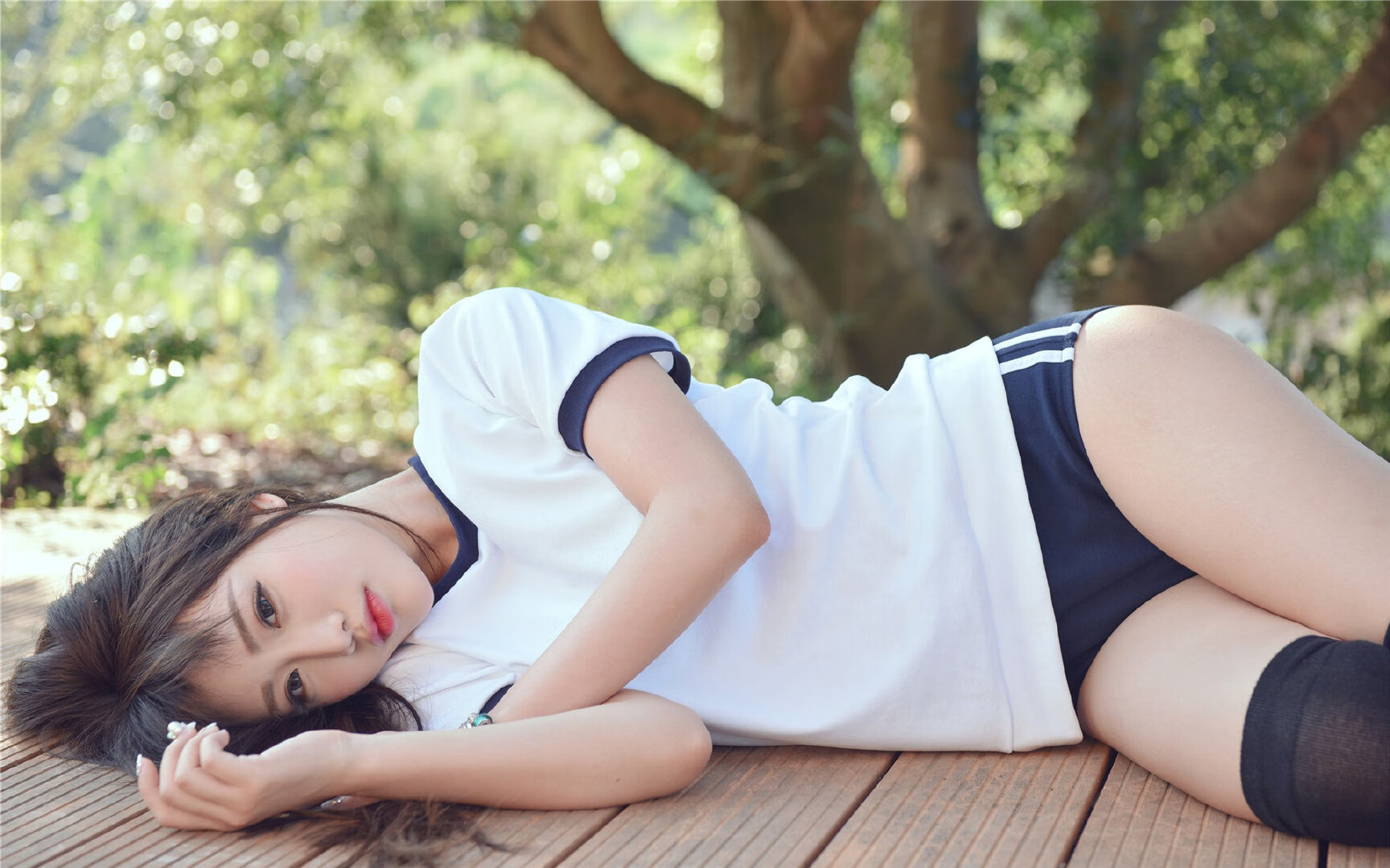 齿轮与铆钉,当东方旋律拆解红色城墙