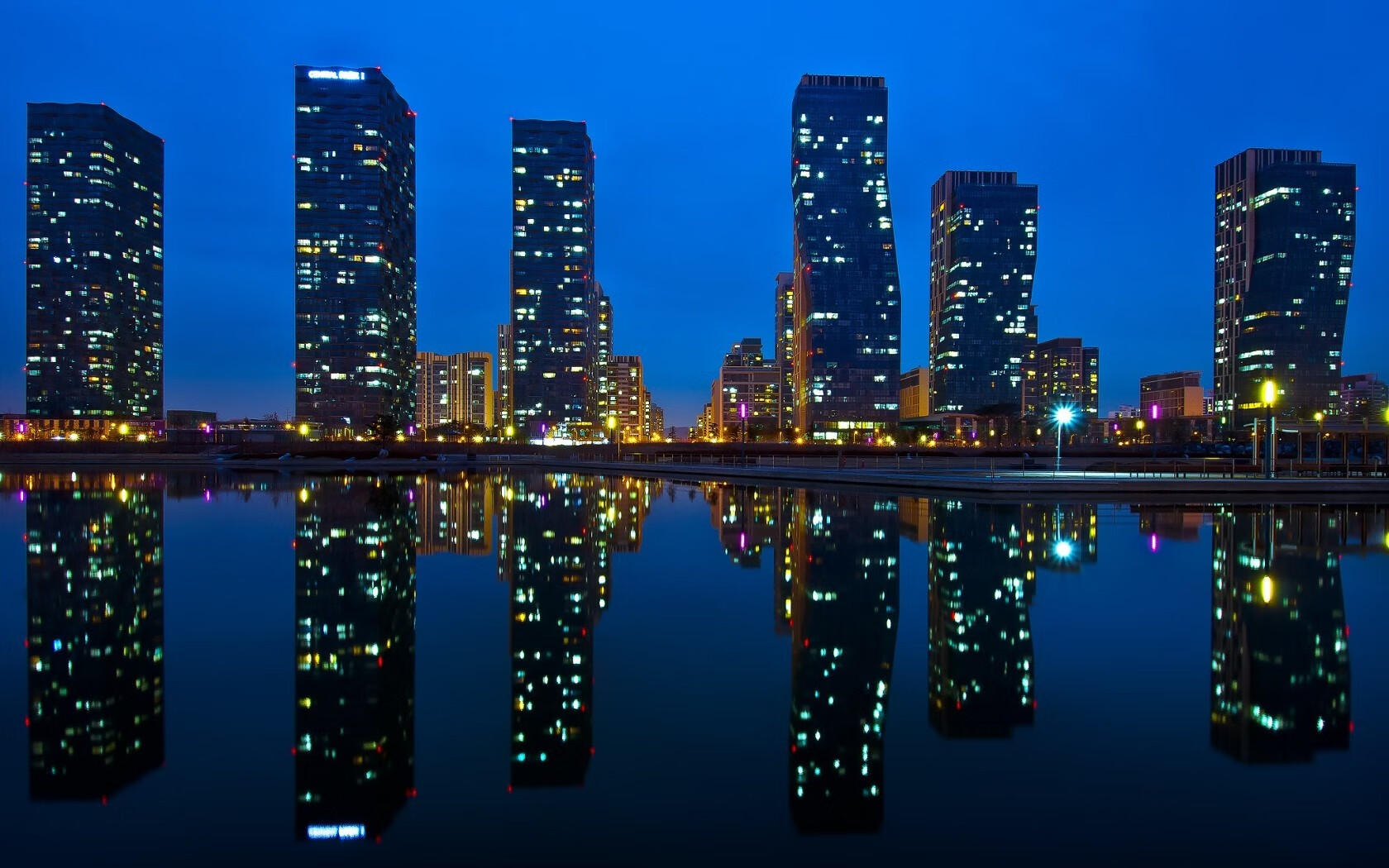 风暴之眼，久保建英的孤光与加拿大团队的洪流